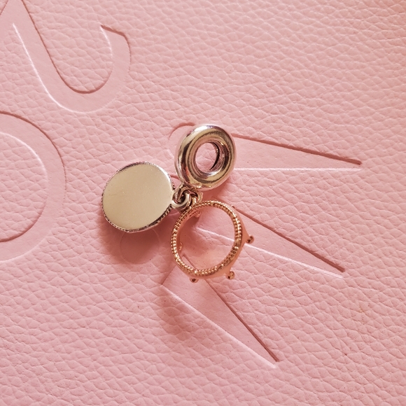 Pandora Queen with a Rose Gold Crown Charm SOLD - Picture 4 of 5